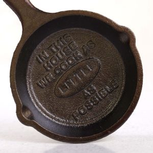 Lodge Little 3.5″ Mini Skillet