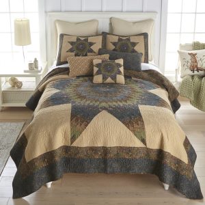 Forest Star Quilt by Donna Sharp – King