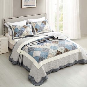 Francine Pieced Quilt – Queen