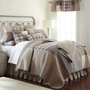 Smoky Square Quilt by Donna Sharp – King