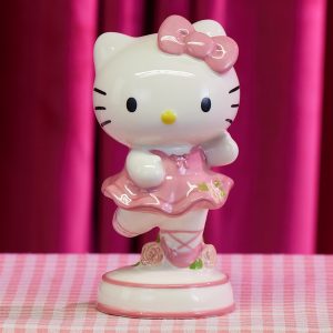 Hello Kitty Dancing Queen Figurine
