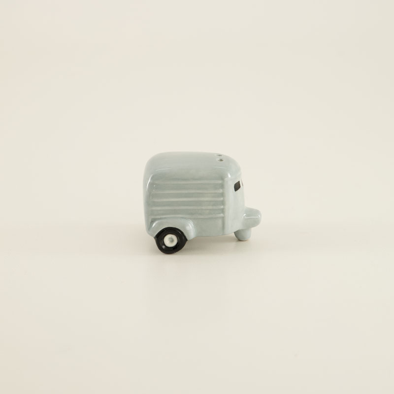 898493-1.jpg
