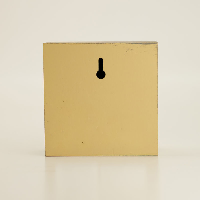 898663-2.jpg