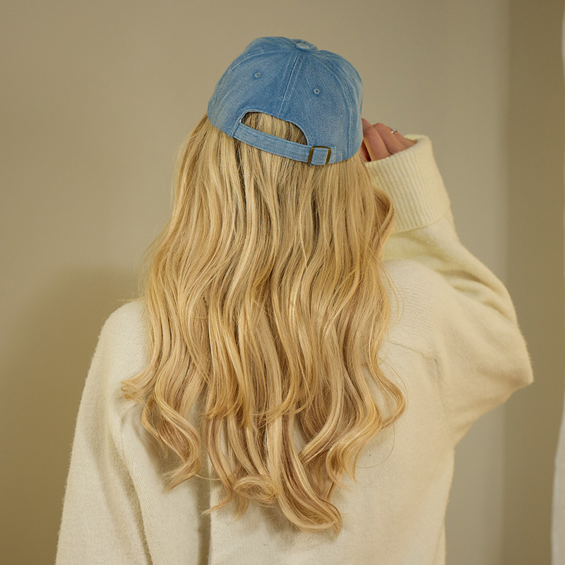 906833-2.jpg