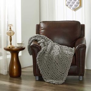 Chenille Knitted Throw – Dove